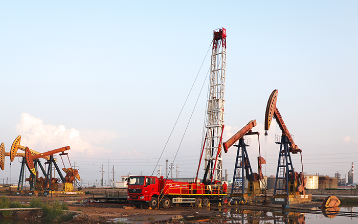 為修井注入“綠科技”，批量大噸位電動(dòng)修井機(jī)交付