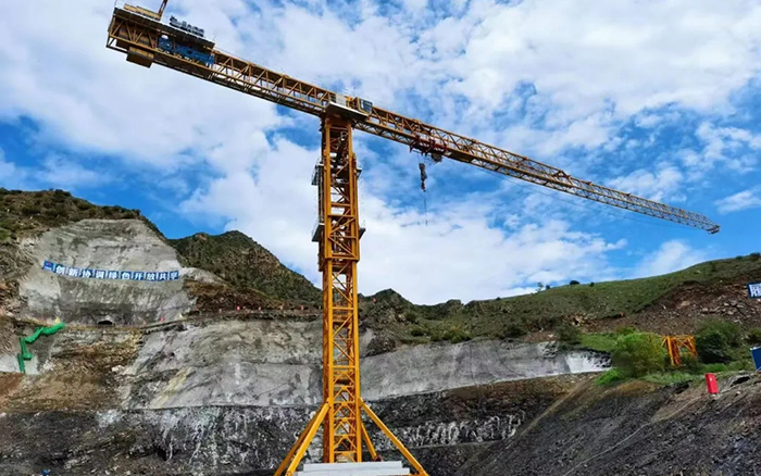 建個(gè)超大“充電寶”，徐工“鋼鐵巨人”正式上崗！