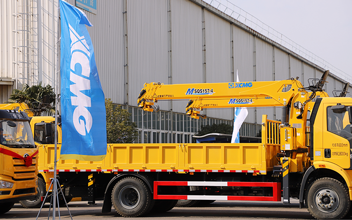 助力城市建設(shè)新征程！徐工隨車起重機(jī)M SQS157-4批量發(fā)車 