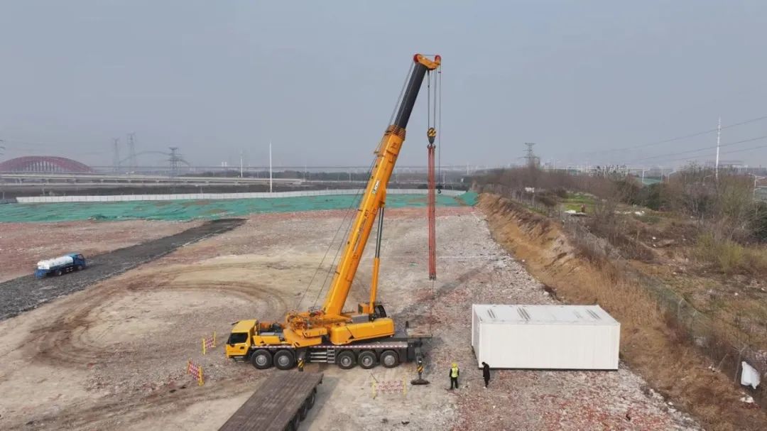 月出勤27天！徐工G2代XCT130G7-1省油又高效，18年吊裝機(jī)長都贊！