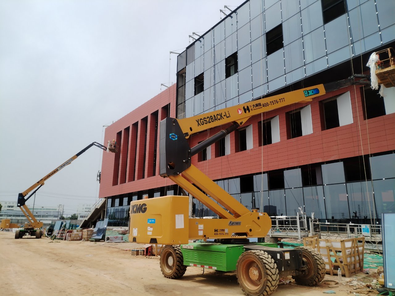 “綠”煥新能！徐工XGS28ACK-Li助力中國(guó)電子云研發(fā)基地打造綠色數(shù)字基建標(biāo)桿