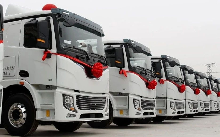 批量交付、千臺(tái)訂單！徐工新能源重卡“豫”見綠色未來