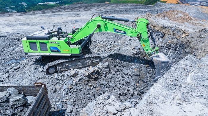 【徐工金?礦山開采】“重裝戰神”XE750GK HEV進軍云南露天磷礦